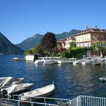 Sleeps 6 *